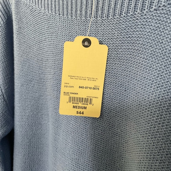 St John’s Bay Women’s sweater Slightly distressed NEW Size Med. - Picture 5 of 5